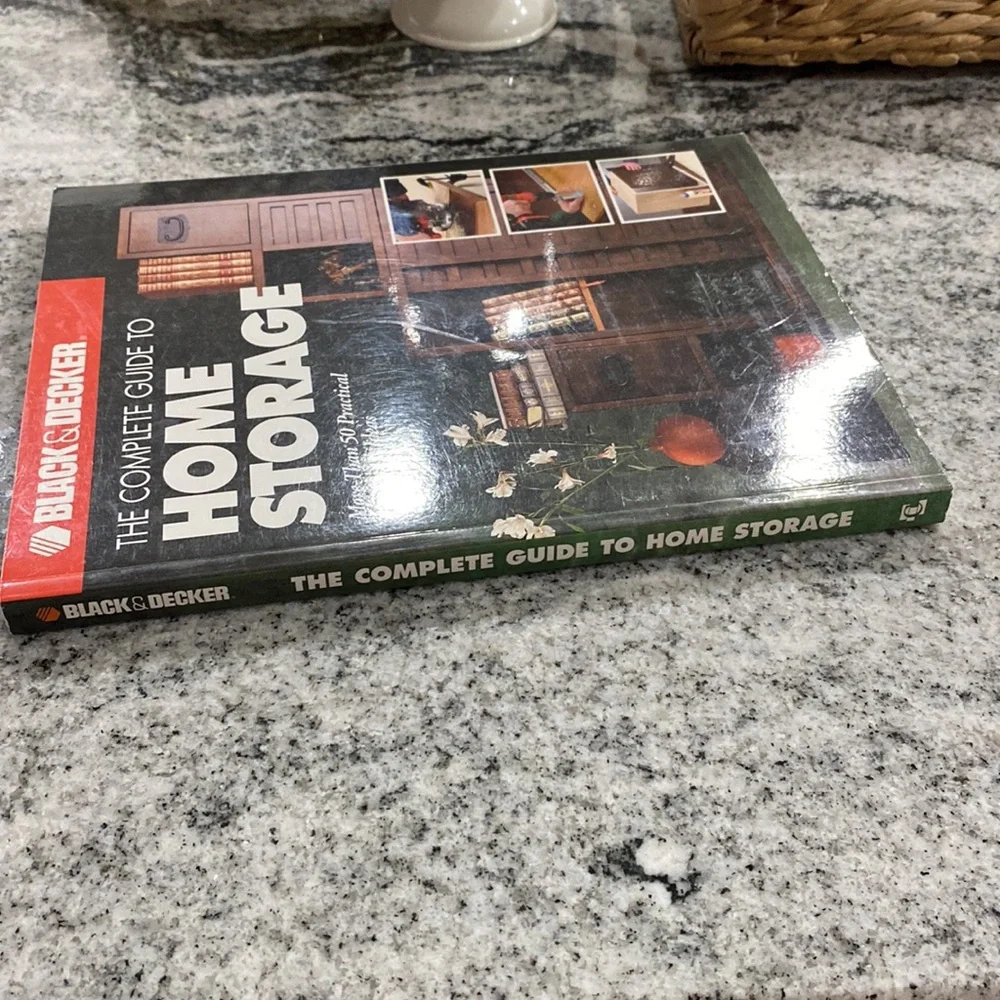 BLACK+DECKER 2001 The Complete Guide to Home Storage!